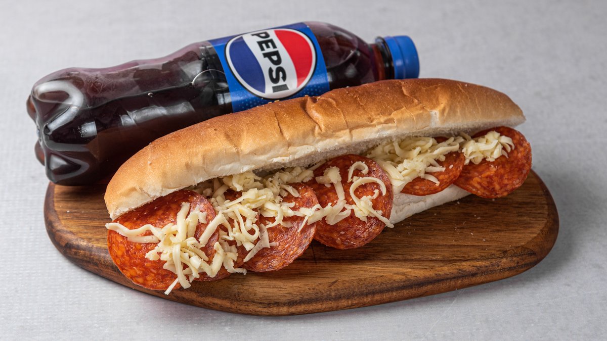 Kombo 3 – Sendvič (po izboru) + pepsi 0,5l